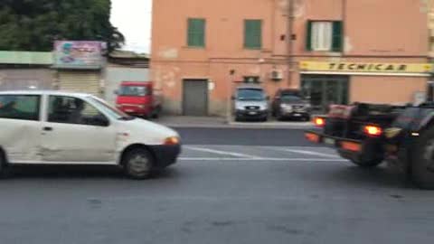 A Genova Sampierdarena lo snodo 'maledetto' di Via Molteni