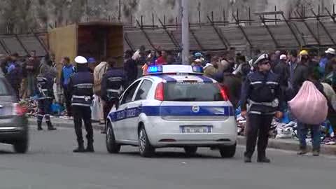 Abusivi in corso Quadrio a Genova, lunedì il trasferimento