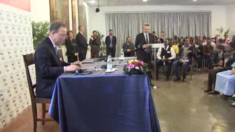 Ban Ki-Moon incontra i profughi ospiti della comunità di Sant'Egidio