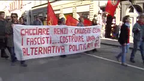 Firenze, manifestazione antagonisti contro Forza Nuova