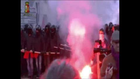 Scontri a sit in antifascista, 3 arresti