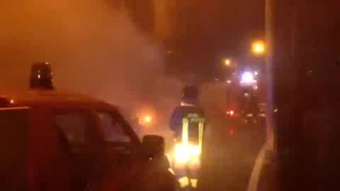 Incendio a Sanremo, a fuoco un'altra automobile: le immagini