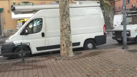 Genova, venditori ambulanti in protesta: 