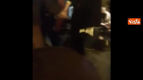 Attentati Parigi, persone ferite dopo l'attacco a Bataclan