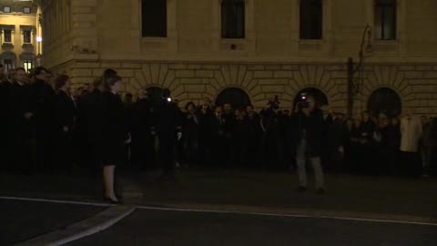 Strage di Parigi, le note della Marsigliese davanti a Montecitorio