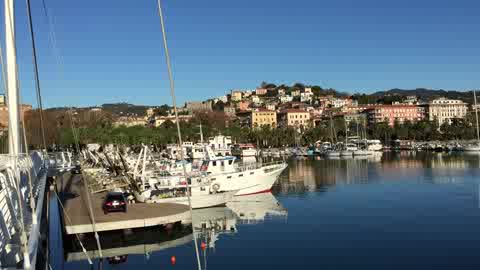 A La Spezia si prova a puntare sul trasporto via mare 