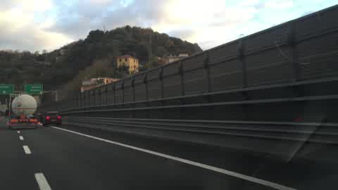 Traffico, mattinata di code in uscita a Genova Bolzaneto