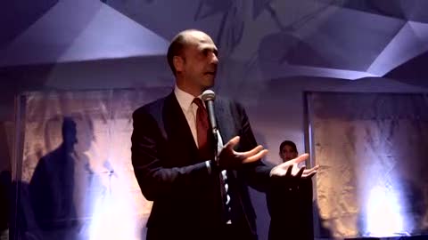 Alfano presenta il calendario della polizia: 