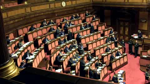 Aula del Senato, la mozione sui cambiamenti climatici