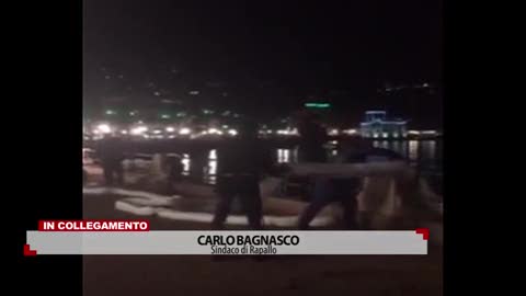 Il sindaco di Rapallo Bagansco dopo lo sverasamento di petrolio