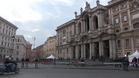 Giubileo, l'arrivo del Papa a Santa Maria Maggiore
