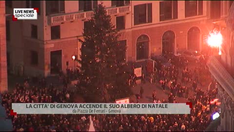 Genova e Manarola, l'accensione dell'Albero e del Presepe