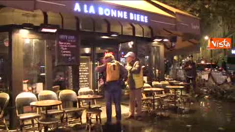 Parigi, riapre il 'Bonne Bièrre', uno dei locali colpiti dai terroristi
