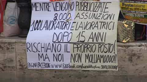Poste Italiane, manifestazione in Piazza Montecitorio