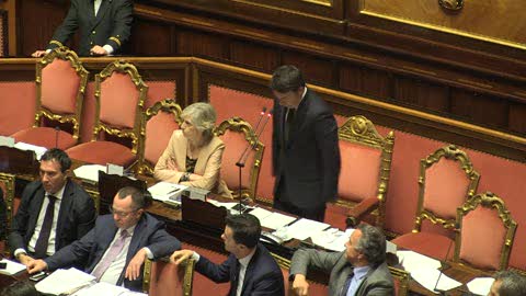 Renzi a Giarrusso: 