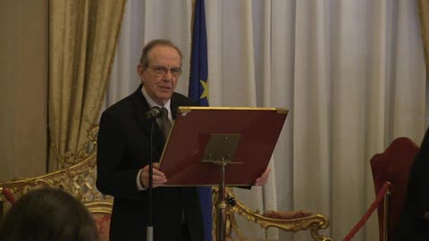 Padoan, piano Juncker: da fondo Ue 1 miliardo per piccole e medie imprese italiane