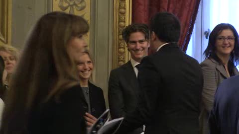 Renzi, giro di auguri con membri della Consulta al Quirinale