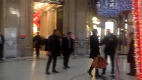 Renzi e gli acquisti di Natale: 