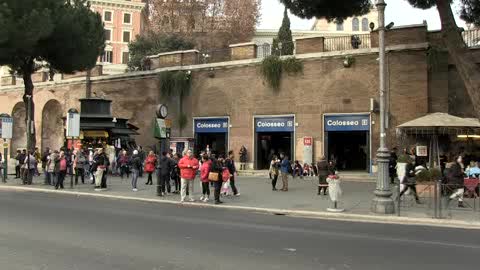 Smog, biglietto da 1 euro e 50 valido per tutto il giorno sulle metro romane