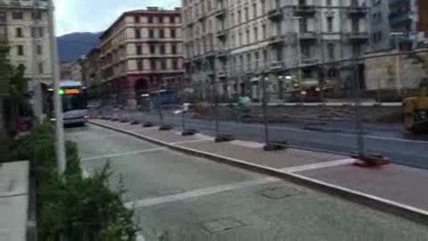 Nuove polemiche in Piazza Verdi a La Spezia, nel mirino le corsie riservate ai bus