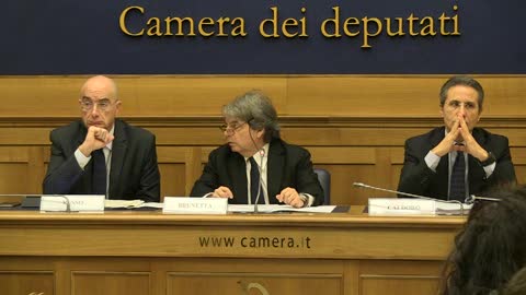 Terra dei fuochi, la conferenza stampa di Fi con Brunetta, Carfagna e Caldoro