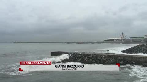 Danni alle spiagge dopo le mareggiate e la polemica sul ricorso al Tar per lo scolmatore