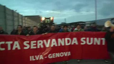 Ilva, corteo e occupazione della fabbrica. Le opinioni e i commenti dei lavoratori 