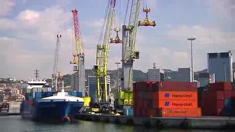 Record del Porto di Genova, oltre 2milioni di container movimentati