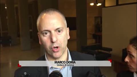 La difesa del sindaco di Genova Marco Doria all'accusa di lasciare la città in un momento difficile