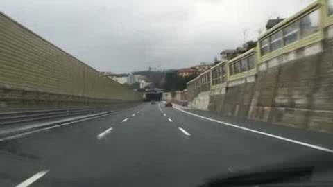 Allerta gialla, piove sulla A10 viabilità regolare