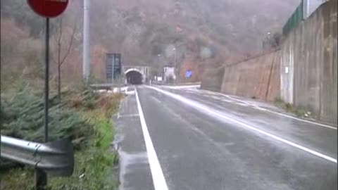 Allerta gialla, la situazione nei pressi di Pieve di Teco: pioggia abbondante e neve sulle alture