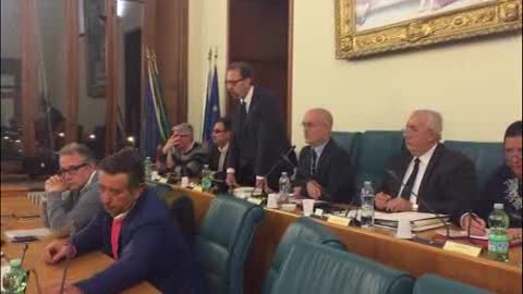 Pd spezzino, gli orlandiani chiedono a Federici un 'governo d'emergenza'