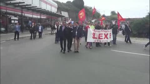 Ex Selex, corteo contro la 'cessione' di 25 lavoratori, la Uilm: 