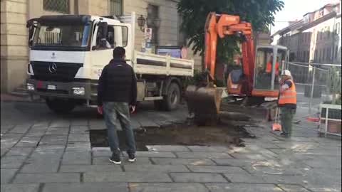 Isola pedonale in Via Cascione, i lavori partono ma le polemiche non si placano