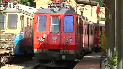 Riparte il trenino di Casella, le prime manovre alla stazione di piazza Manin