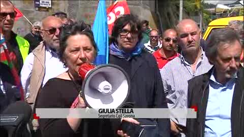 Manifestazione lavoratori Bombardier e Tirreno Power, l'annuncio della convocazione a Roma per un tavolo al Mise