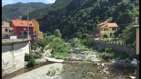 Viaggio in Liguria, il paese della ceramica: Ellera di Albisola