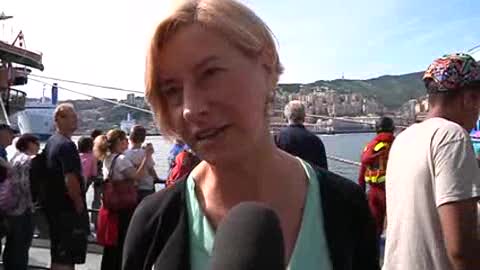 L'Amerigo Vespucci a Genova, il ministro Pinotti: 