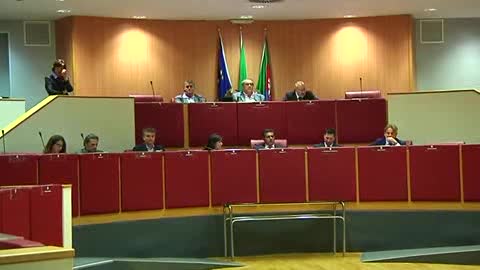 Patrocinio sulla legittima difesa, è legge: scontro in Regione