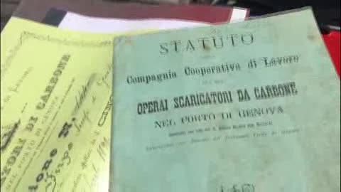 Finisce l'era del carbone a Genova con l'ultimo carico in porto