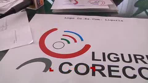 Presentato il nuovo logo del Corecom: lo ha disegnato una liceale savonese