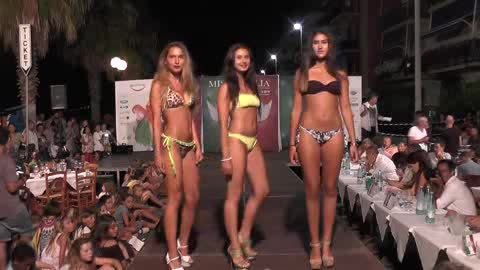 Miss Italia Liguria, le finali a Sestri Levante: la sfilata delle ragazze