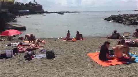 Inchiesta spiagge libere, Rapallo pecora nera del Tigullio: solo il 15 per cento