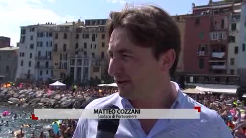 Piscina Naturale a Porto Venere, grande festa e migliaia di partecipanti