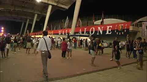 Festa del Genoa, i tifosi attendono l'arrivo della squadra in piazzale Kennedy