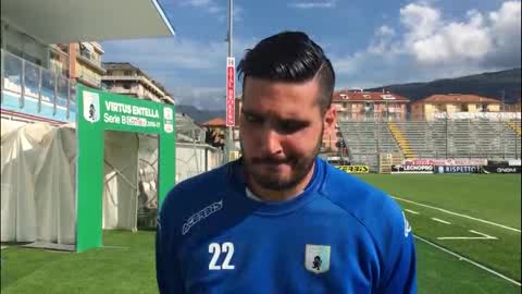 Entella, il portiere Iacobucci gioca il derby tra Perin e Viviano