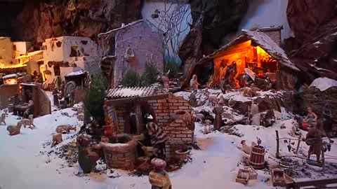 I mestieri di una volta e tanta neve nel presepe di Beniamino