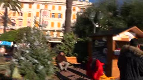 Live on the road a Rapallo, la voce dei commercianti: il Christmas Village (3)