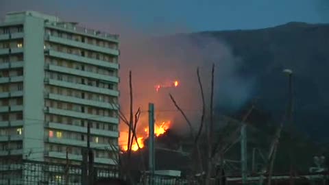 Incendio a Pegli: la giornata di paura tra fiamme, fumo ed evacuati