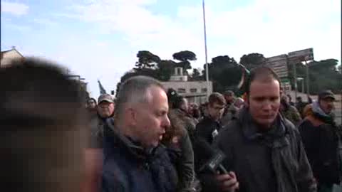 Ultradestre a Genova, il sindaco Doria alla contromanifestazione